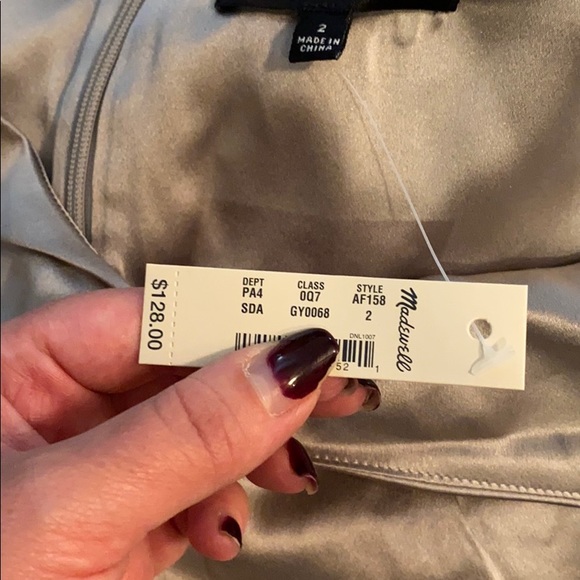 Madewell V-neck silk slip dress size 8 NWT - Picture 4 of 7